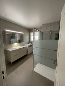 Photo de galerie - Rénovation salle de bain complète 