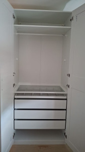 Photo de galerie - Montage dressing IKEA