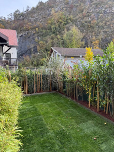 Photo de galerie - Création de gazon plaqué, mise de bordure et pouzollane