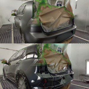 Photo de galerie - Peinture complète réalisée en cabine professionnelle avec préparation minutieuse et finition brillante haut de gamme. 