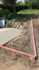 Photo de galerie - Création de dalle béton et pose de bordure 