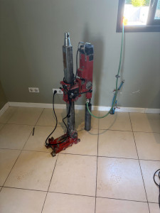 Photo de galerie - Location carotteuse Hilti
Location divers échafaudages ( 50 € la semaine )