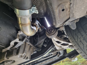 Photo de galerie - Pose d'un downpipe sur une  BMW Série 3