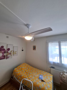 Photo de galerie - Montage ventilateur de plafond Karstein fixation au plafond. 