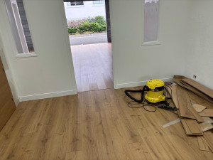 Photo de galerie - Pose du parquet 