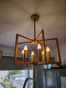 Photo de galerie - Fixation et raccordement luminaire 
