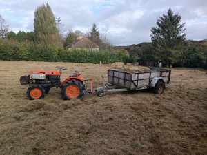 Photo de galerie - Broyage avec ramassage des déchets.