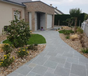 Photo de galerie - Création de massif 