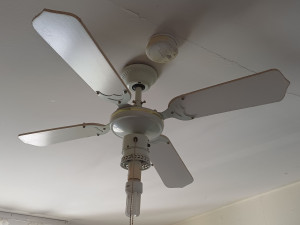 Photo de galerie - Pose d'un ventilateur au plafond