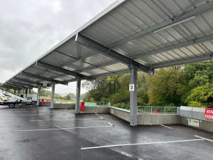 Photo de galerie - Installation de 17 néon éclairage 