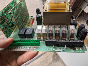 Photo de galerie - Réparation carte portail automatique 