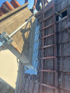 Photo de galerie - Abergement de cheminée en zinc 