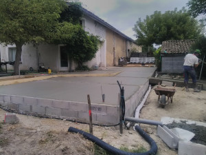 Photo de galerie - Construction d'une terrasse bois et beton. 100 m2