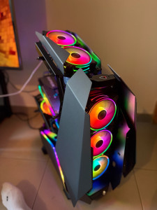 Photo de galerie - Unité centrale informatique sur mesure pour le jeu / montage vidéo, photo 