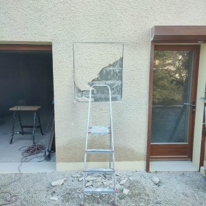 Photo de galerie - Installation petit fenêtre 50x60 