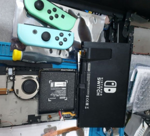 Photo de galerie - Réparation switch je fais également les manettes (joy con) 