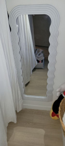 Photo de galerie - Fixation d'un miroir 