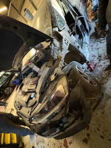 Photo de galerie - Un gros redressement sur un bas de caisse de Touran