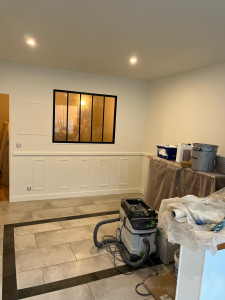 Photo de galerie - Peinture mur et sous bassement peinture glycero 