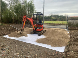 Photo de galerie - Création d’une allé gravier concassées compacter 