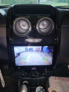 Photo de galerie - Le véhicule après le montage du carplay 