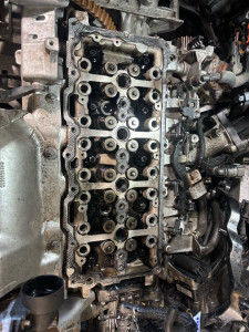 Photo de galerie - Remplacement demi culasse 