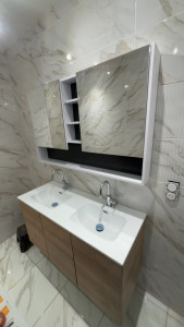 Photo de galerie - Vasque sur meuble 