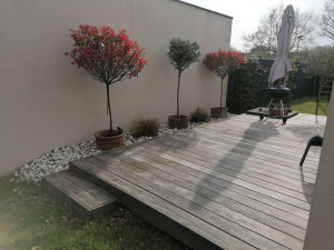 Photo de galerie - Pose terrasse et aménagement espace vert 