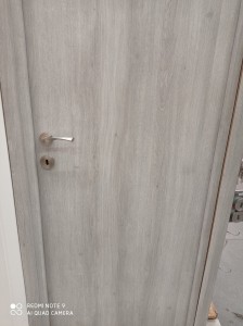 Photo de galerie - Pose porte fin de chantier