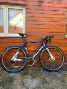 Photo de galerie - Montage complet ELVES, transmission SRAM AXS Force.