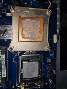 Photo de galerie - Nettoyage et changement de pâte thermique pour ce HP 2en1.