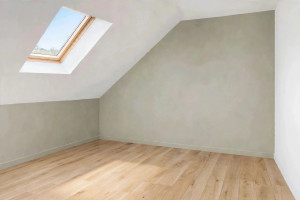 Photo de galerie - Peinture intérieure réalisée dans un grenier aménagé. Murs préparés, poncés et peints avec deux couches de peinture haut de gamme. Lignes parfaitement droites et finition impeccable sans taches. Sol en lino aspect parquet. Travail propre et rendu final él