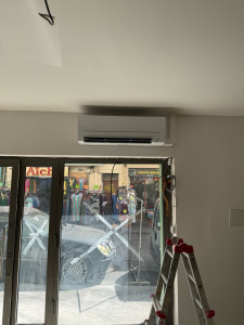 Photo de galerie - Pose d’un mono split Mitsubishi pour un magasin 