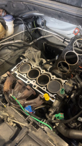 Photo de galerie - Remplacement joint de culasse 