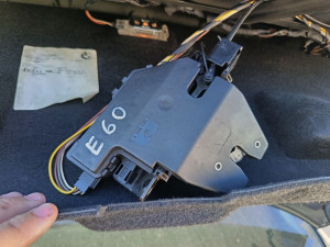 Photo de galerie - Changement de serrure de coffre bmw serie 5 e60