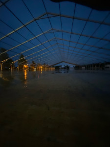 Photo de galerie - Structure de 120m par 40 m de large 