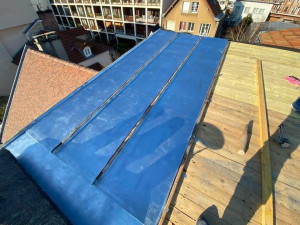 Photo de galerie - Pose de couverture en zinc