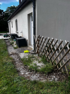 Photo de galerie - Démolition allée béton avec évacuation des gravats
