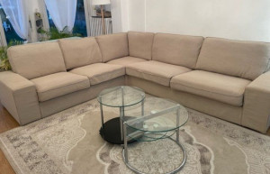 Photo de galerie - Montage et installation d'un canapé d'angle Ikea style vinyle 
