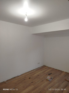 Photo de galerie - Peinture, parquet 