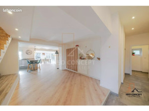 Photo de galerie - Pose de parquet, montage de meubles et réaménagement d'une cuisine 