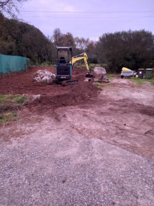Photo de galerie - Terrassement préalable à la réalisation d'un engazonnement par semis.