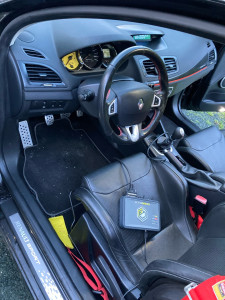 Photo de galerie - Reprogrammation moteur stage 1 flexfuel e85 Mégane 3 rs plus pose intecteurs 720cc véhicules peut rouler à n’importe quel proportion en sp ou e85