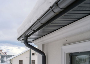 Photo de galerie - Pose gouttière pvc 