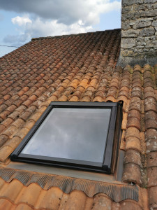 Photo de galerie - Pose fenêtre de toit / création trémie avec chevêtre 