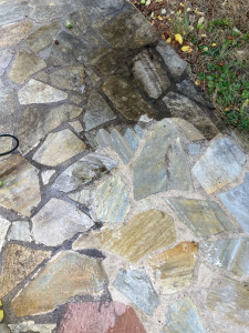 Photo de galerie - Nettoyage au Karcher d’une terrasse d’environ 300m2 à Bransles (77)