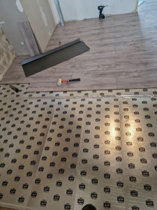 Photo de galerie - Pose de parquet montage de meuble ect