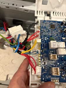 Photo de galerie - Remplacement d’une carte de puissance 