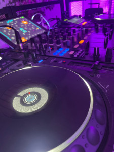 Photo de galerie - DJ - Disc Jockey