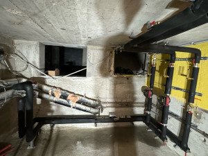 Photo de galerie - Piquage d’un nouveau surcuit de chauffage et l’installation des panoplies 